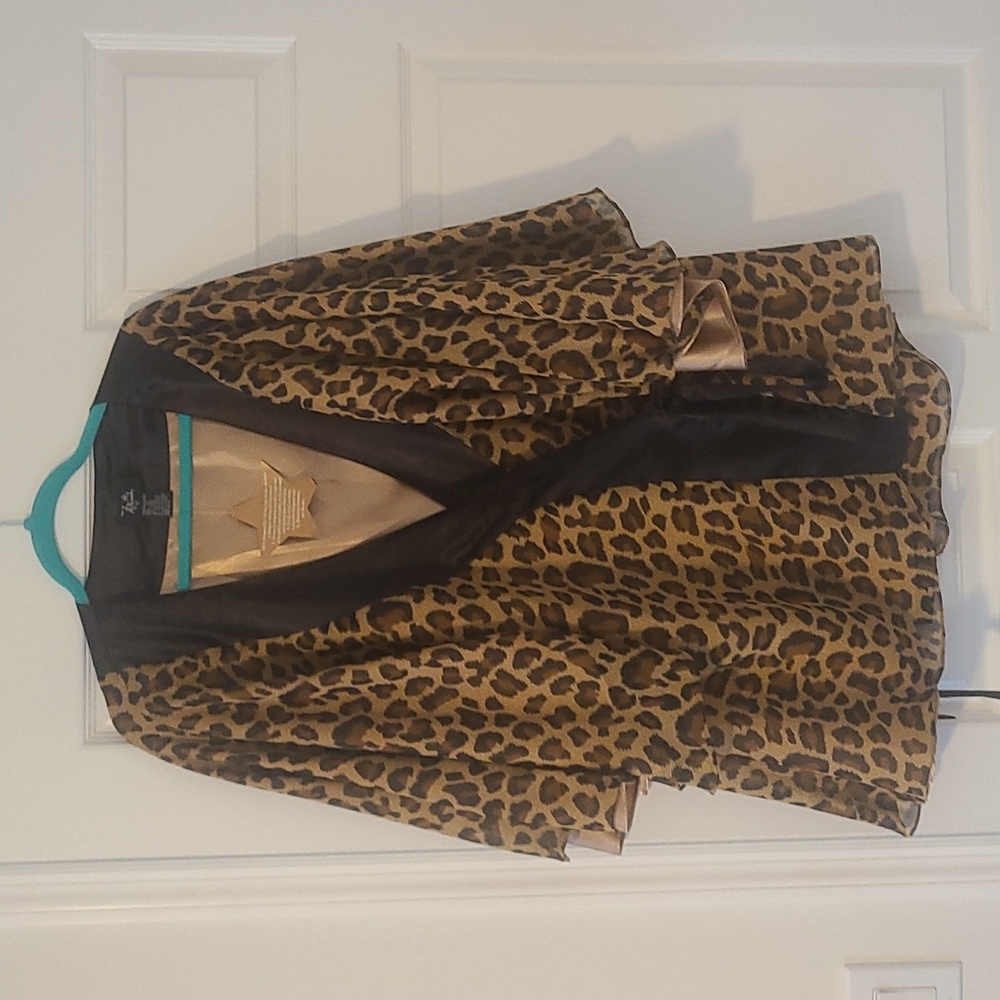 Hot in Hollywood robe